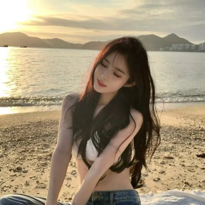 女孩罗塞玛莉